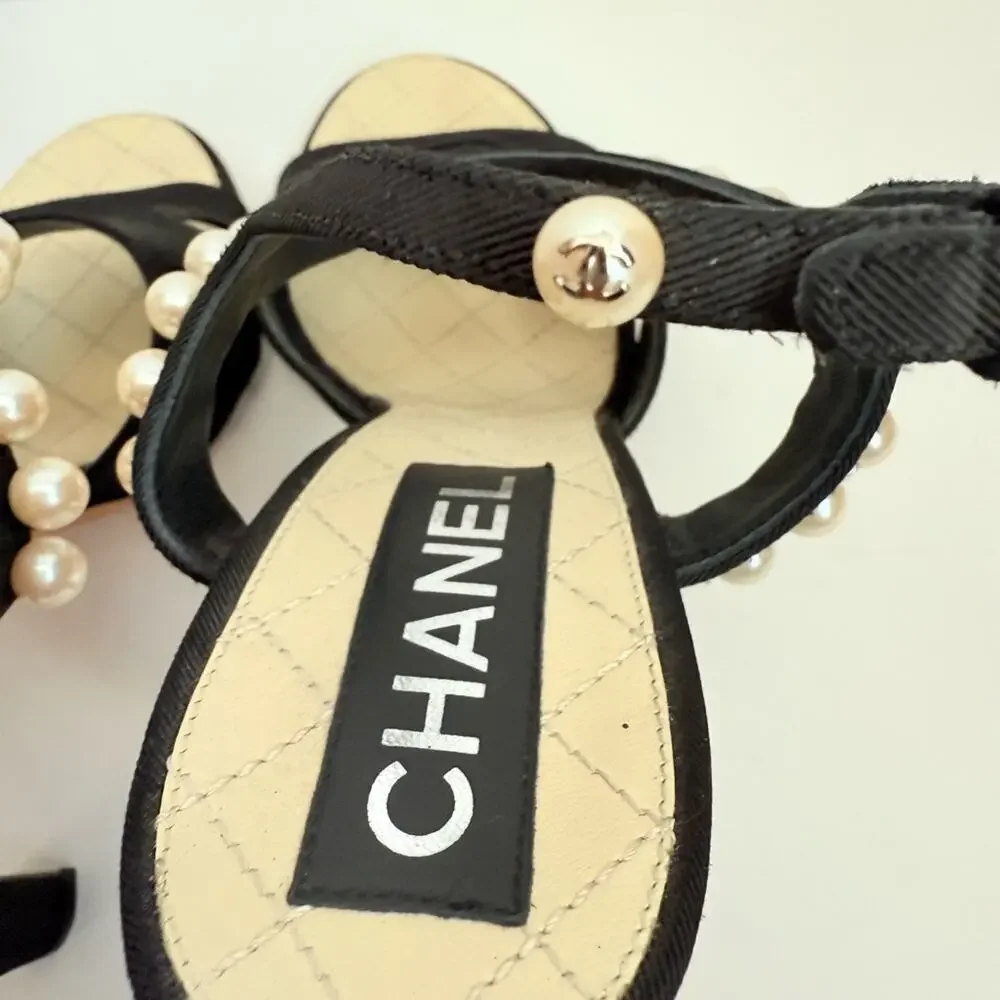 Chanel Black Grosgrain Pearl Slingback Heels Sandals CC Logo  EU 41